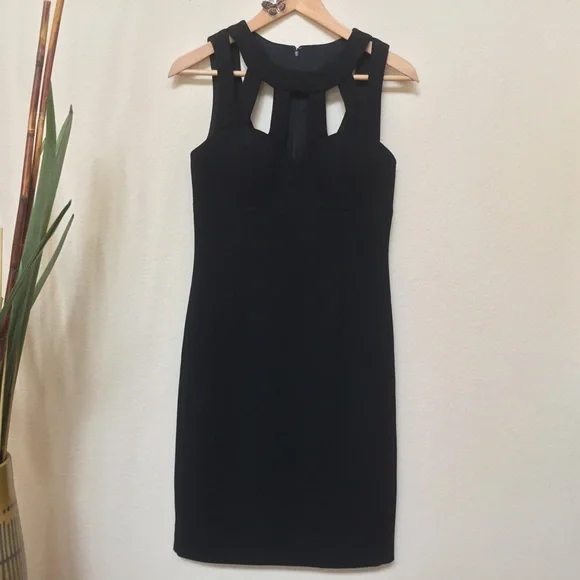 Xscape Black Cutout Crepe Sheath Dress Sz 4 - Picture 3 of 8